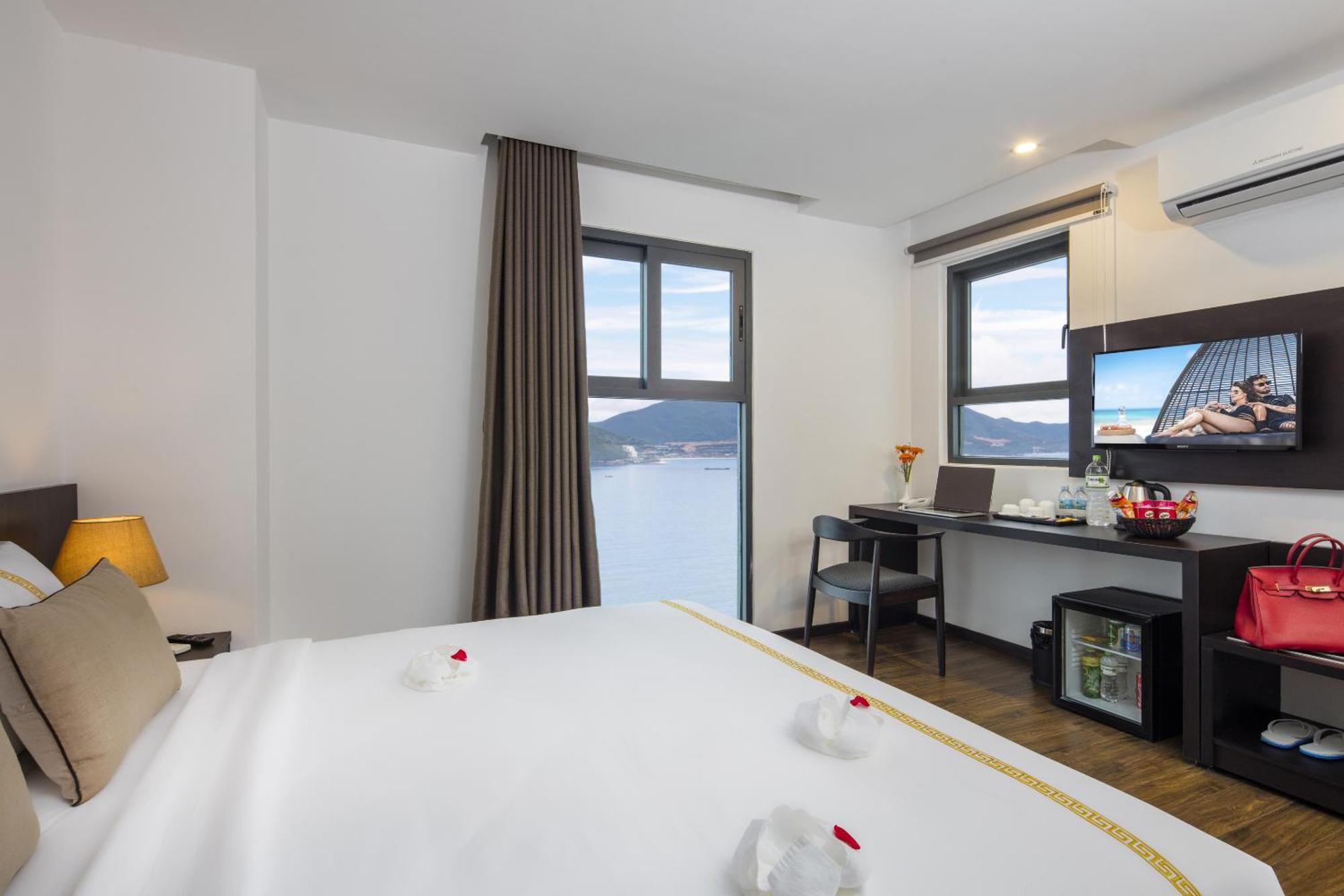 Meriton Hotel Να Τρανγκ Εξωτερικό φωτογραφία